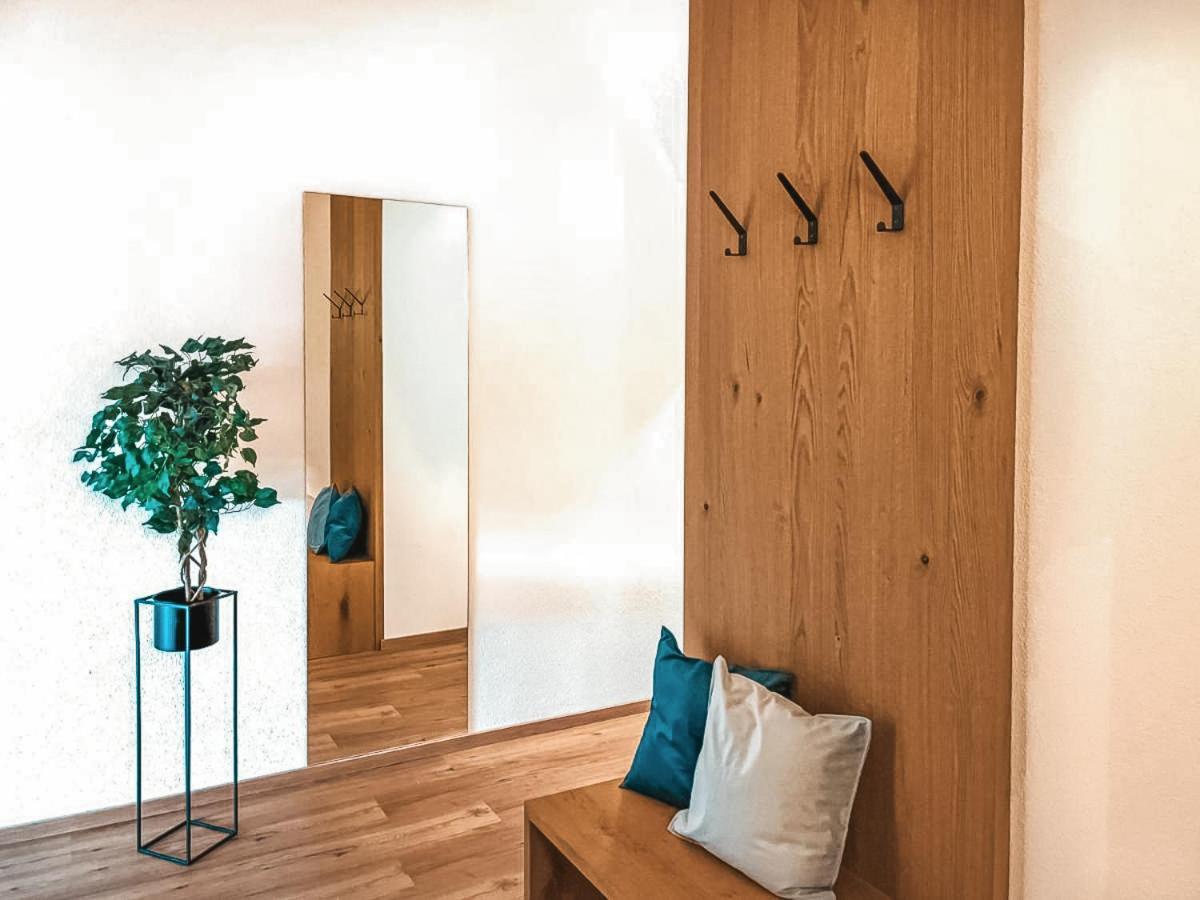 Gletscherblickstube - Sunny Balcony & Car Park By Alpenluxus Appartements Fuegen Exterior photo