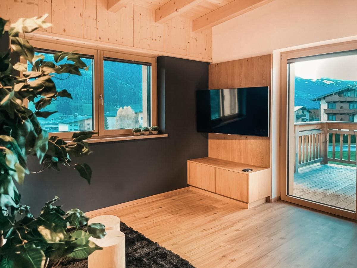 Gletscherblickstube - Sunny Balcony & Car Park By Alpenluxus Appartements Fuegen Exterior photo