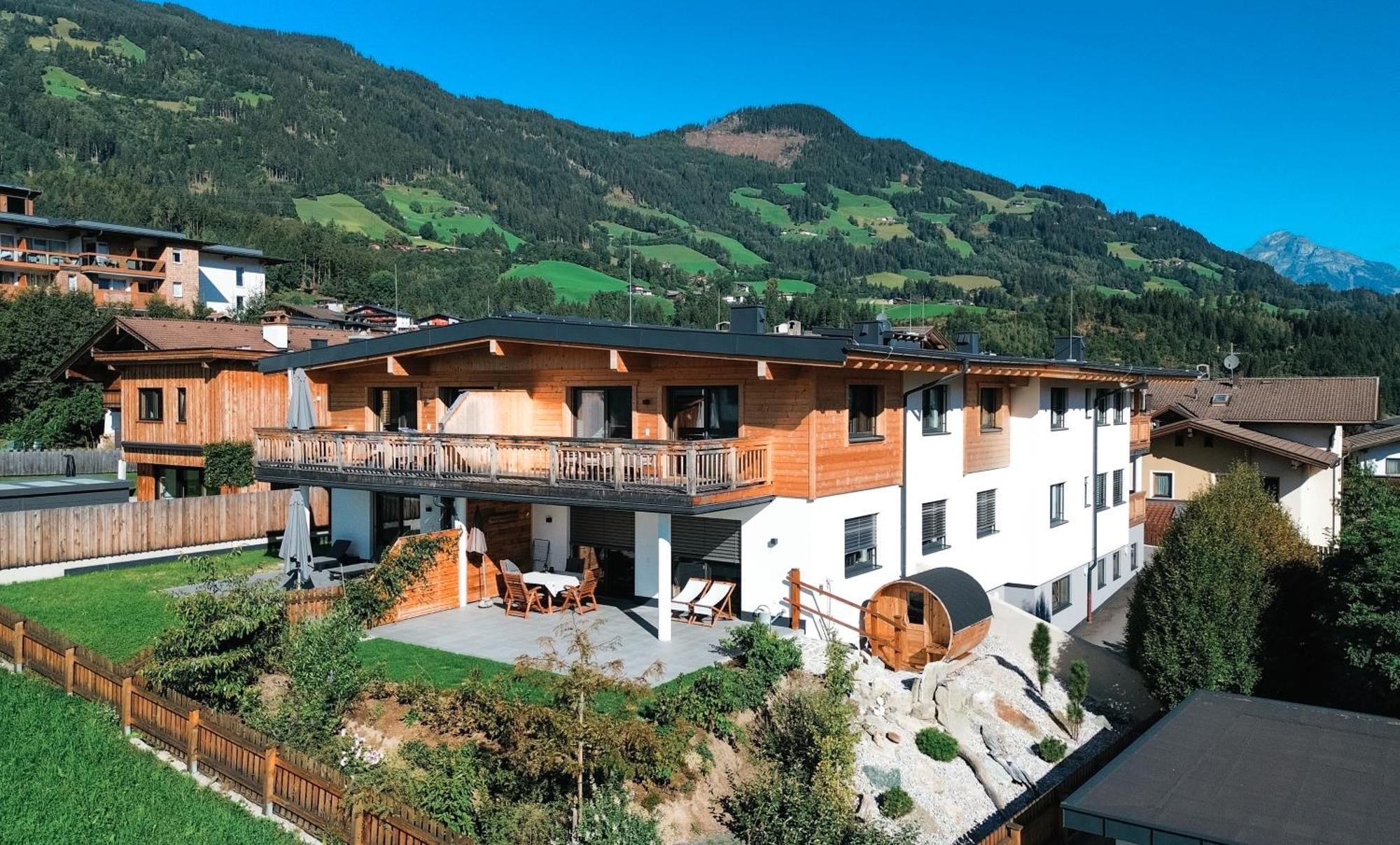 Gletscherblickstube - Sunny Balcony & Car Park By Alpenluxus Appartements Fuegen Exterior photo